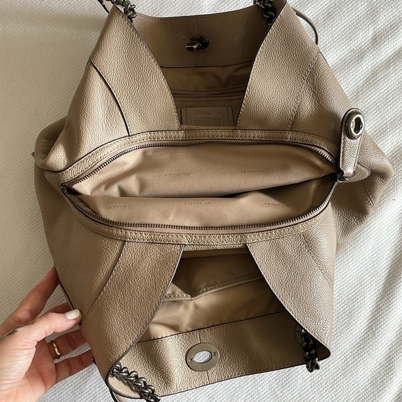 Coach Edie Turnlock shoulder bag / like new / F1748-36855 /gray leather - Picture 5 of 11